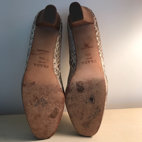 PRADA RARE VINTAGE AUTHENTIC SNAKESKIN HEELS - Picture 8 of 16